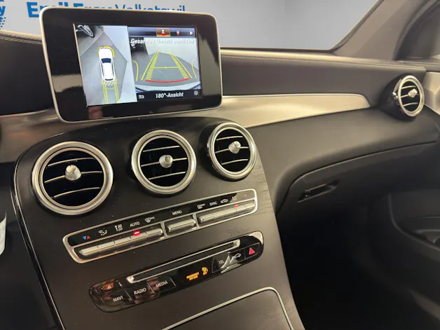 MERCEDES-BENZ GLC-Klasse GLC 300 AMG Line 4m