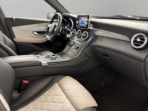 Fahrzeugbild MERCEDES-BENZ GLC-Klasse GLC 300 AMG Line 4m