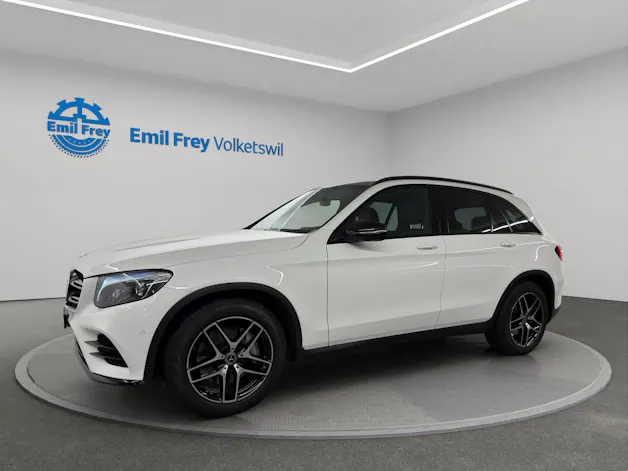 MERCEDES-BENZ GLC-Klasse GLC 300 AMG Line 4m