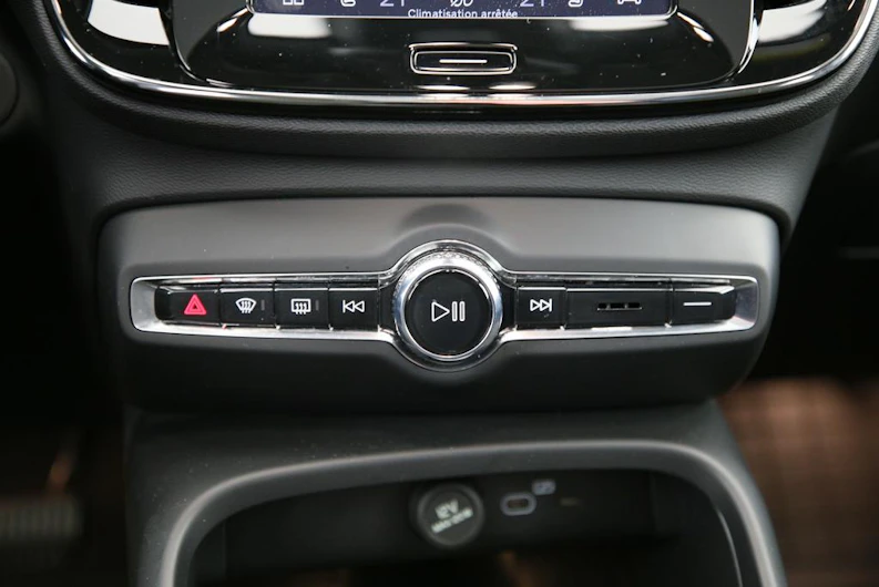 Fahrzeugbild VOLVO XC40