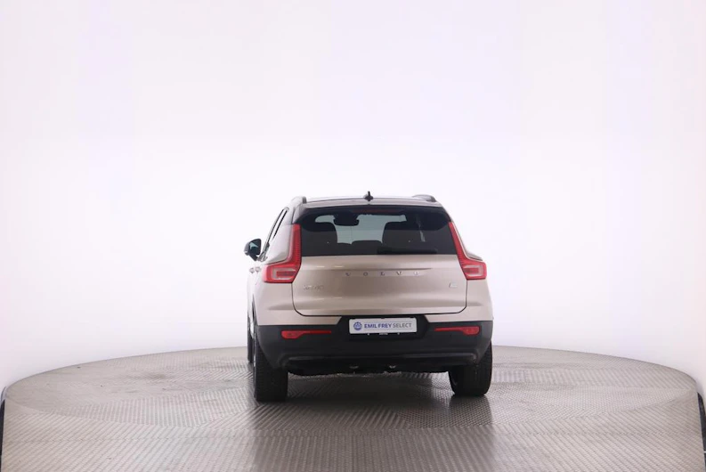 Fahrzeugbild VOLVO XC40