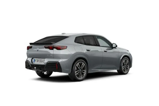 BMW iX2 30 xDrive U10 (CH) AHK ** 100 % électrique ** 📍