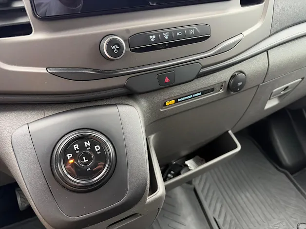 FORD E-Transit Van 350 L2H2 68kWh Trend