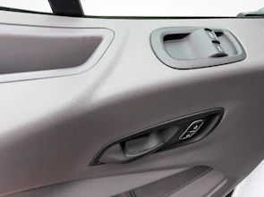 image du véhicule FORD E-Transit Van 350 L2H2 68kWh Trend