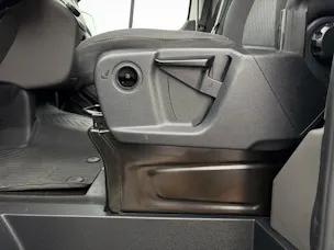 FORD E-Transit Van 350 L2H2 68kWh Trend