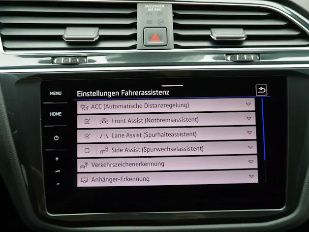 VW Tiguan 2.0 TSI DSG R-Performance (Akrapovic)