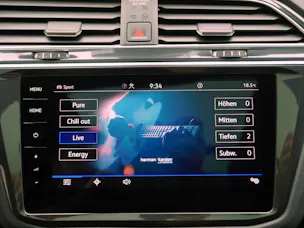 VW Tiguan 2.0 TSI DSG R-Performance (Akrapovic)