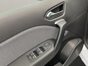 RENAULT Captur 1.3 TCe 140 techno EDC