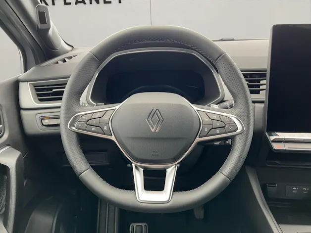 RENAULT Captur 1.3 TCe 140 techno EDC