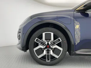 RENAULT R5 E-Tech Comfort Range iconic five