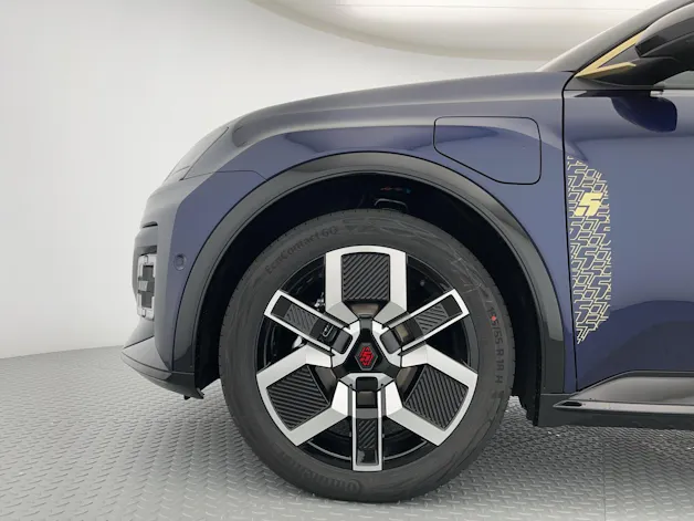 RENAULT R5 E-Tech Comfort Range iconic five
