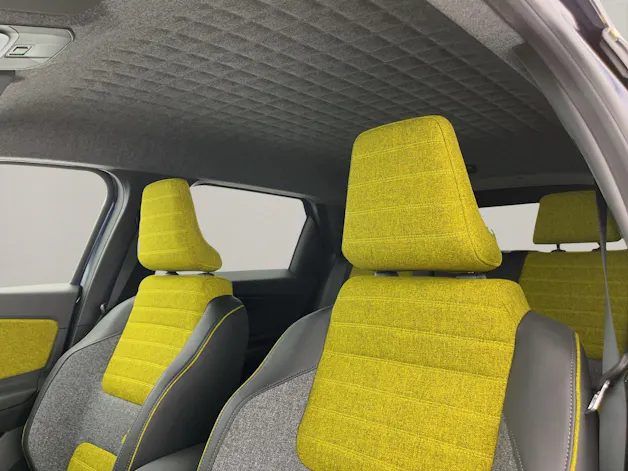 RENAULT R5 E-Tech Comfort Range iconic five