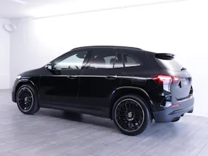 MERCEDES-BENZ GLA-Klasse GLA 200 Night Star AMG Line