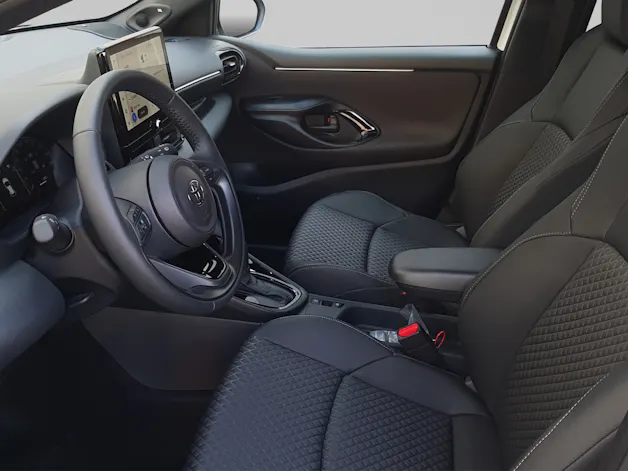 Toyota Yaris 1.5 VVT-i HSD Premium