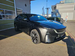 MAZDA CX-6e Takumi