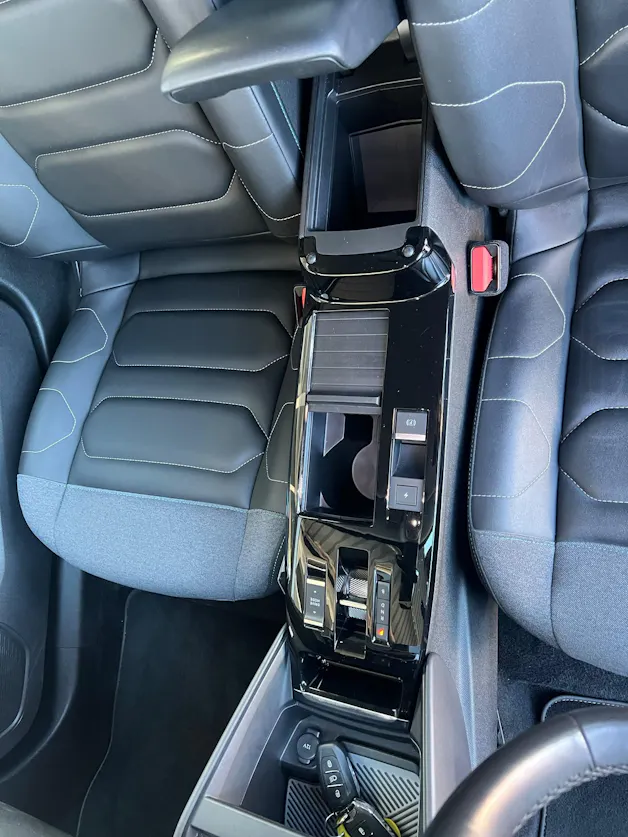 CITROEN Citroën e-C4 Shine