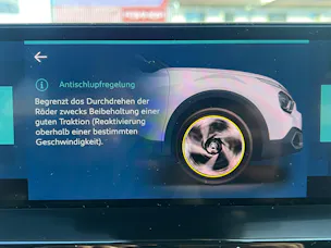 CITROEN Citroën e-C4 Shine