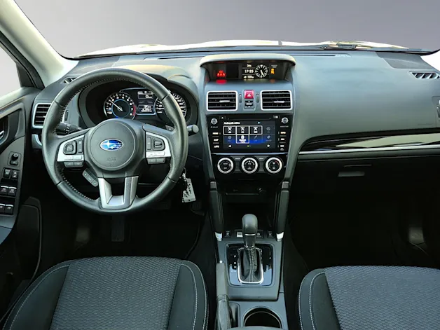 Subaru Forester Station 2.0 Swiss Plus