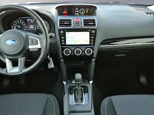 Subaru Forester Station 2.0 Swiss Plus