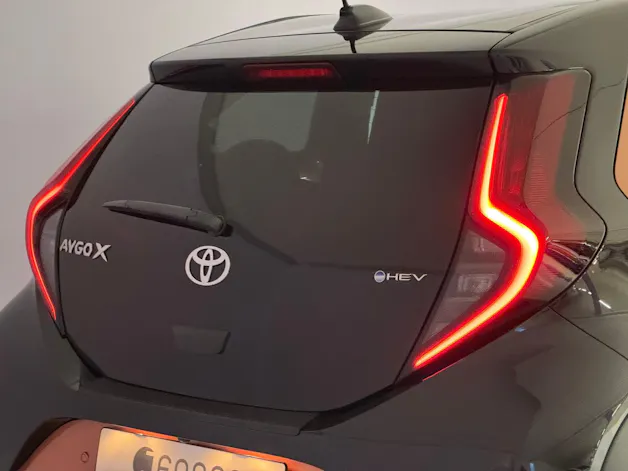 Toyota Aygo X 1.5 VVT-i HSD Trend
