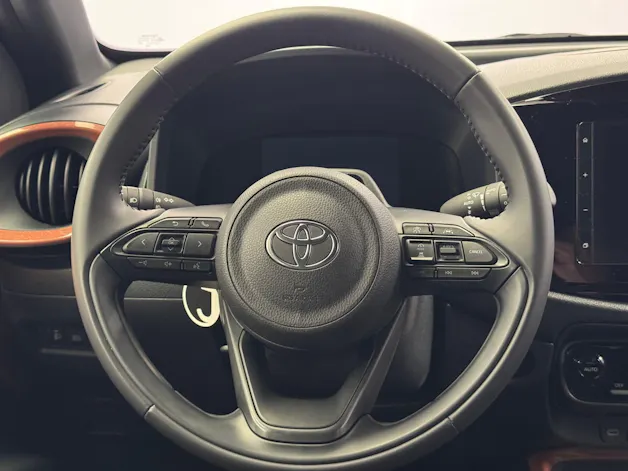 Toyota Aygo X 1.5 VVT-i HSD Trend