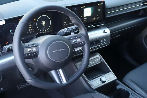 HYUNDAI Kona 65,4 kWh Electric NEW Amplia