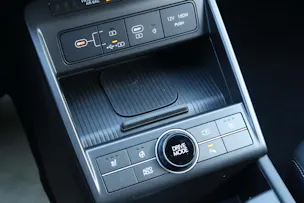 HYUNDAI Kona 65,4 kWh Electric NEW Amplia