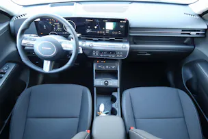 HYUNDAI Kona 65,4 kWh Electric NEW Amplia