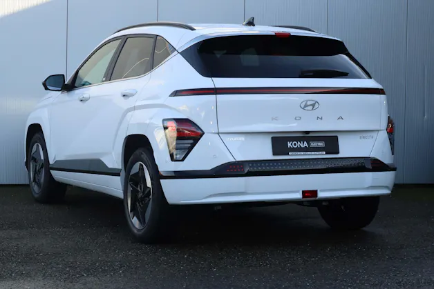 HYUNDAI Kona 65,4 kWh Electric NEW Amplia