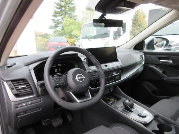 NISSAN Qashqai 1.3 DIG-T N-Connecta 4x4