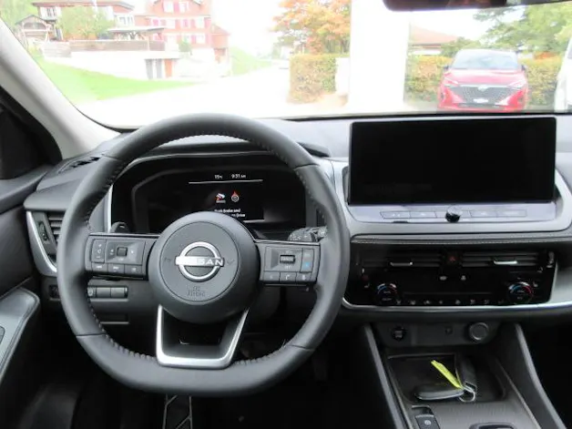NISSAN Qashqai 1.3 DIG-T N-Connecta 4x4