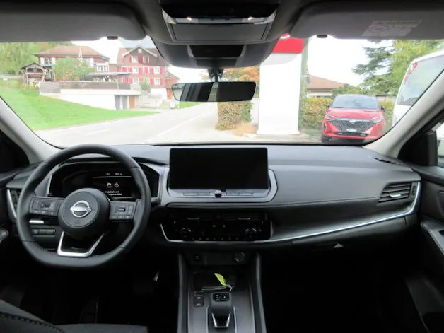 NISSAN Qashqai 1.3 DIG-T N-Connecta 4x4