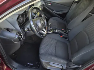 MAZDA 2 1.5 90cv Ambition Plus (crochet)