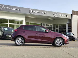 MAZDA 2 1.5 90cv Ambition Plus (crochet)