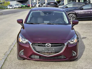 MAZDA 2 1.5 90cv Ambition Plus (crochet)