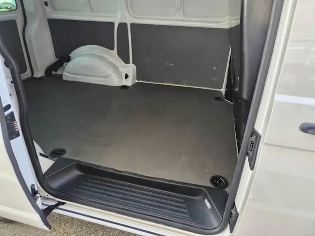 VW T6.1 fourg. 3000 2.0 TDI 110cv (crochet)