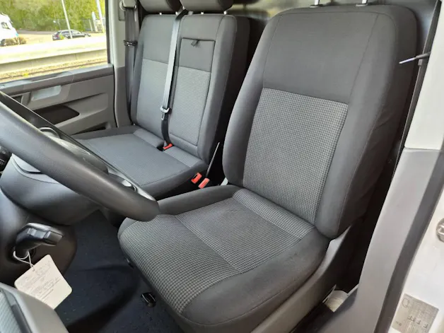 VW T6.1 fourg. 3000 2.0 TDI 110cv (crochet)
