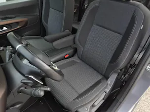 PEUGEOT Rifter 1.2 130cv GT automatique - crochet)