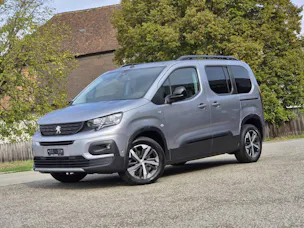PEUGEOT Rifter 1.2 130cv GT automatique - crochet)