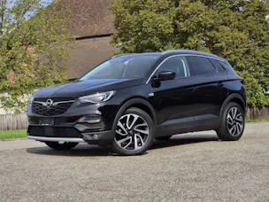 OPEL Grandland X 1.6 T 180cv Ultimate