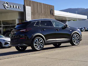 OPEL Grandland X 1.6 T 180cv Ultimate