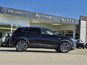 OPEL Grandland X 1.6 T 180cv Ultimate