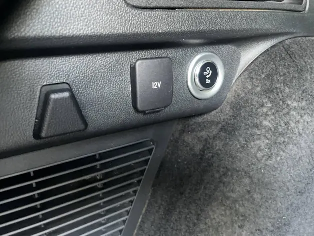 FORD Kuga 2.5 Hybrid Titanium X 4x4