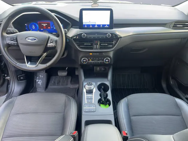 FORD Kuga 2.5 Hybrid Titanium X 4x4