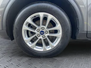FORD Kuga 2.5 Hybrid Titanium X 4x4