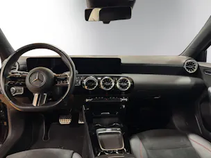MERCEDES-BENZ A 200 AMG Line 7G-DCT