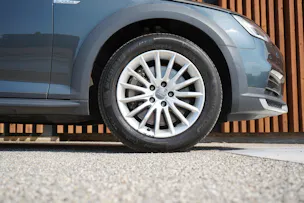 AUDI A4 ALLROAD 2.0 TFSI QUATTRO S-TRONIC l 251 PS