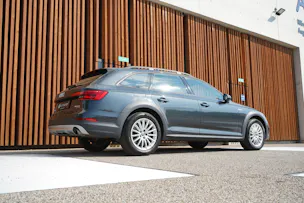 AUDI A4 ALLROAD 2.0 TFSI QUATTRO S-TRONIC l 251 PS