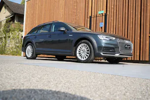 AUDI A4 ALLROAD 2.0 TFSI QUATTRO S-TRONIC l 251 PS