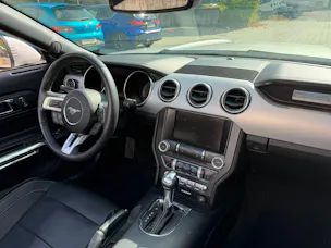 FORD Mustang Convertible 2.3 Automat